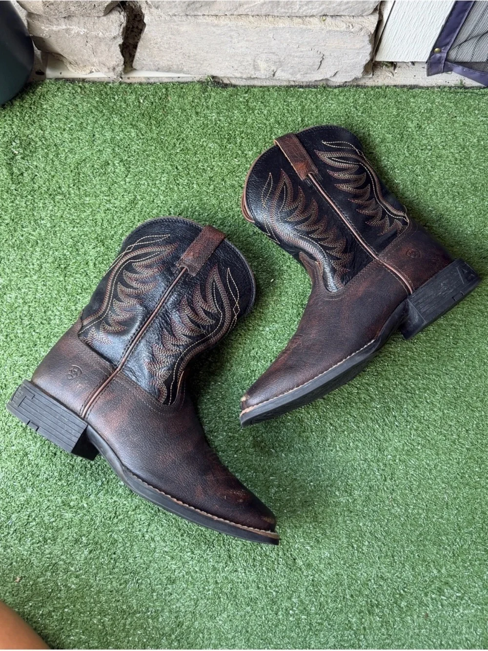 Ariat Amos Distressed Leather Size 6 Youth Kids Western Boots